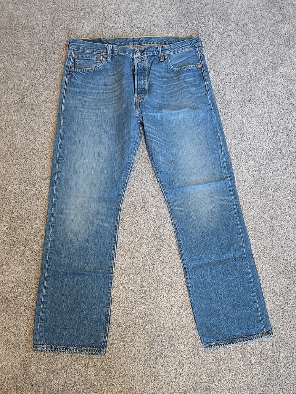 Levi's Men's Medium Blue Straight Jeans